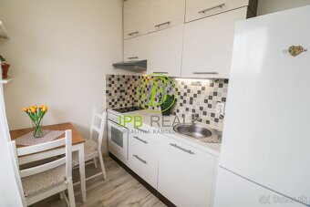 VEĽKÁ LOGGIA Krásny 1-izb. byt KOMPLETNE ZARIADENÝ na Landa - 5
