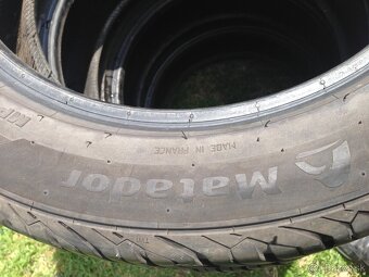 Letné pneumatiky 205/55 R17... 7/4mm - 5