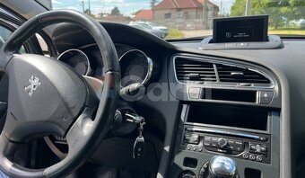Peugeot 5008 1.6 BlueHDi STOP&START Active EAT6 - 5