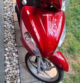 Honda Vision 110 - 5