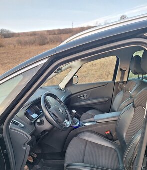 Renault grand scenic 2019 - 5