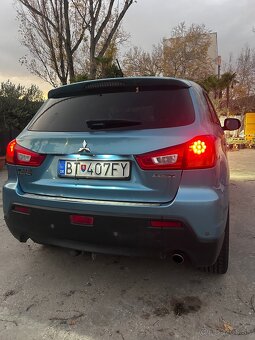 Mitsubishi ASX - 5