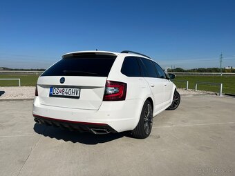 Škoda Octavia Combi 2.0 TDI RS DSG - 5