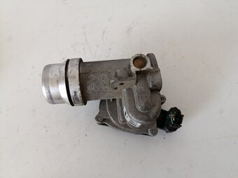 skrtiaca klapka clio 3 8200614985 50€ - 5