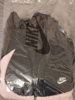 Obojstranná Nike bunda - 5