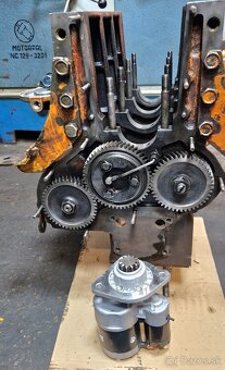 Štartér Zetor reduktorový novy - 5