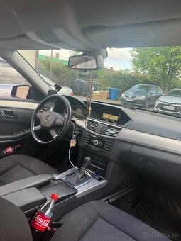 Predám Mercedes-Benz e220 cdi - 5