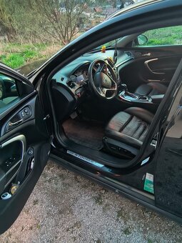 Opel Insignia Sport Tourer 4x4 - 5