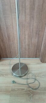 Stojaca kovová lampa - 5