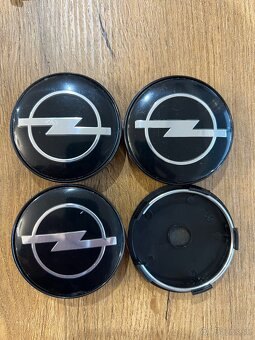 Opel - stredove krytky - 5