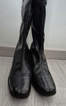 Kožené čižmy s elastickou sárou v.40 - 5