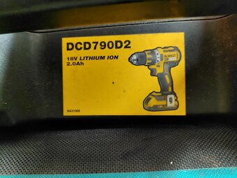 Predam akuvŕtačku zn. Dewalt ZLAVA - 5