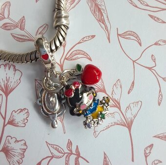 Prívesok Snehulienka - 5