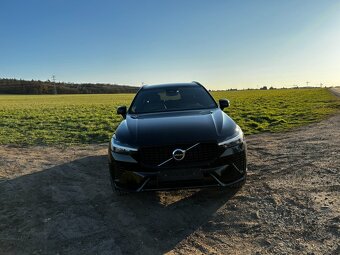 Volvo XC60 B4 R-Design A/T (odpočet DPH) - 5