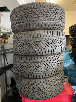 Goodyear 275/40 R22 - 5
