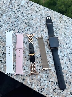 Apple Watch SE ( 2. generácia ) - veľmi dobrý stav - 5