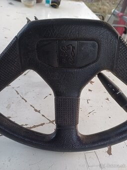 Predám volant pugeot gti 206,405 - 5