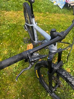 Predám horský bicykel Trek Roscoe 8 (2019) - 5