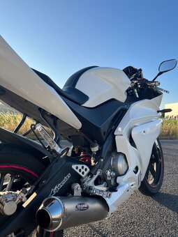 Predám Yamaha yzf r125 - 5