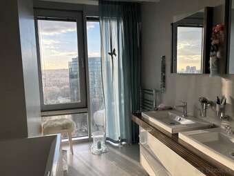 Exkluzívny dvojpodlažný penthouse v projekte 3 Veže - 5