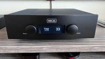 Hegel H400 - 5