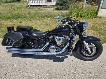 Yamaha XVS 1300 - 5