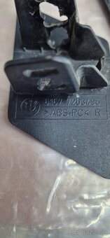 predam kritky ostrekovačov na BMW E90 - 5