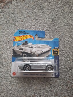 Hot wheels mix autíčok 3. - 5