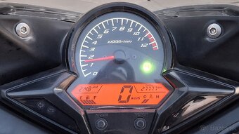 Honda CBR125R 2012 - 5