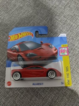 Hot Wheels autíčka - športiaky 1/2 - 5