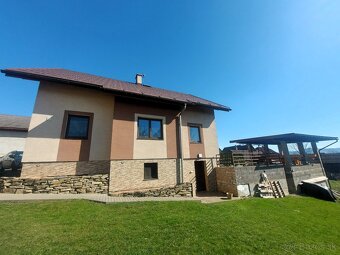 Predaj rodinného domu s garážou, záhradou a terasou – pozemo - 5