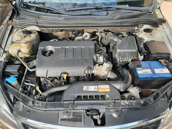 Kia Ceed 1.6 CRDi EXTRA 85 KW - 5