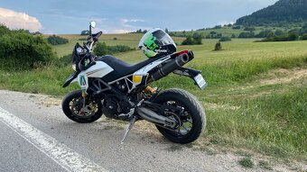 Aprilia Dorsoduro 1200 Factory - 5