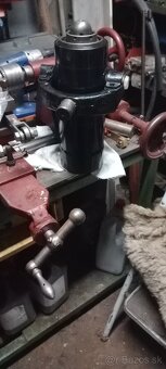 Predám hydraulický piest - 5