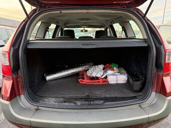 Predám Renault Megane kombi 1.6 benzín - 5