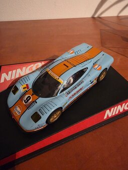 Auto Ninco Ford GT - autíčko na autodráhu - 5
