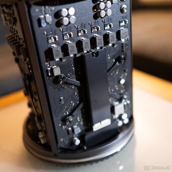 MACPRO - 64 GB RAM - 256 GB SSD - 5