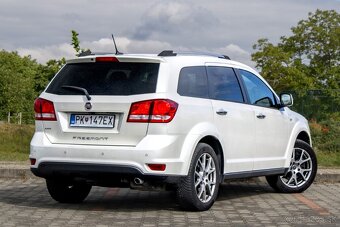 Fiat Freemont 2.0 MultiJet Longue 4x4 A/T 7- miestny - 5