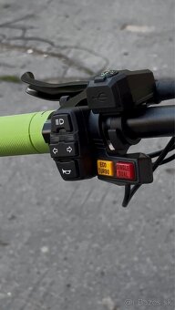 ELEKTRICKÁ KOLOBEŽKA ECOWHEEL K111 - 5