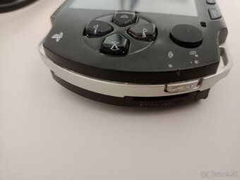 PSP 1000 Piano Black - 5