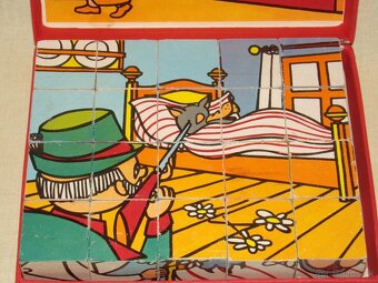 Retro obrázkové kocky ČERVENÁ ČIAPOČKA - 5