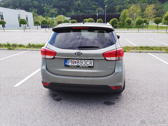 KIA Carens 1.7 CRDi 136k A/T - 5