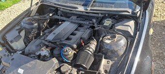 Rozpredam e46 330i touring - 5