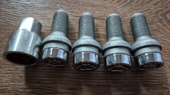 McGard 28018SU bezpečnostné skrutky na disky Škoda, VW, Audi - 5