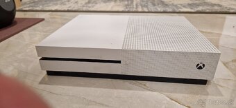 Predám Xbox one 500 GB - 5