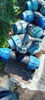 Vodovodné potrubie, kolená a spojky - 5