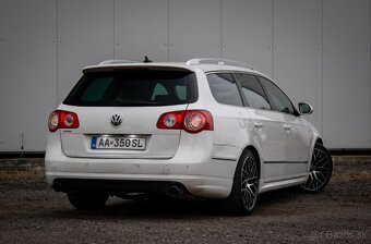 Volkswagen Passat Variant 3.2 V6 4Motion DSG - 5