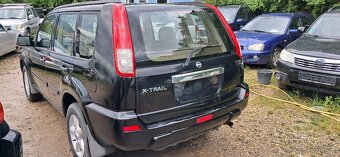 Nissan X-Trail 2,0 benzin 4x4 bez korozie z Talianska,Neapol - 5
