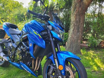 SUZUKI GSX-S 750 - 5