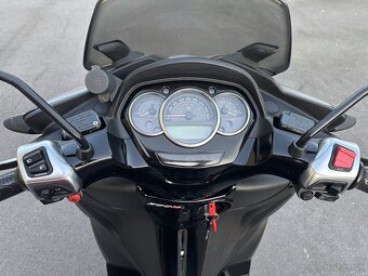 Piaggio MP3 300 yourban - 5